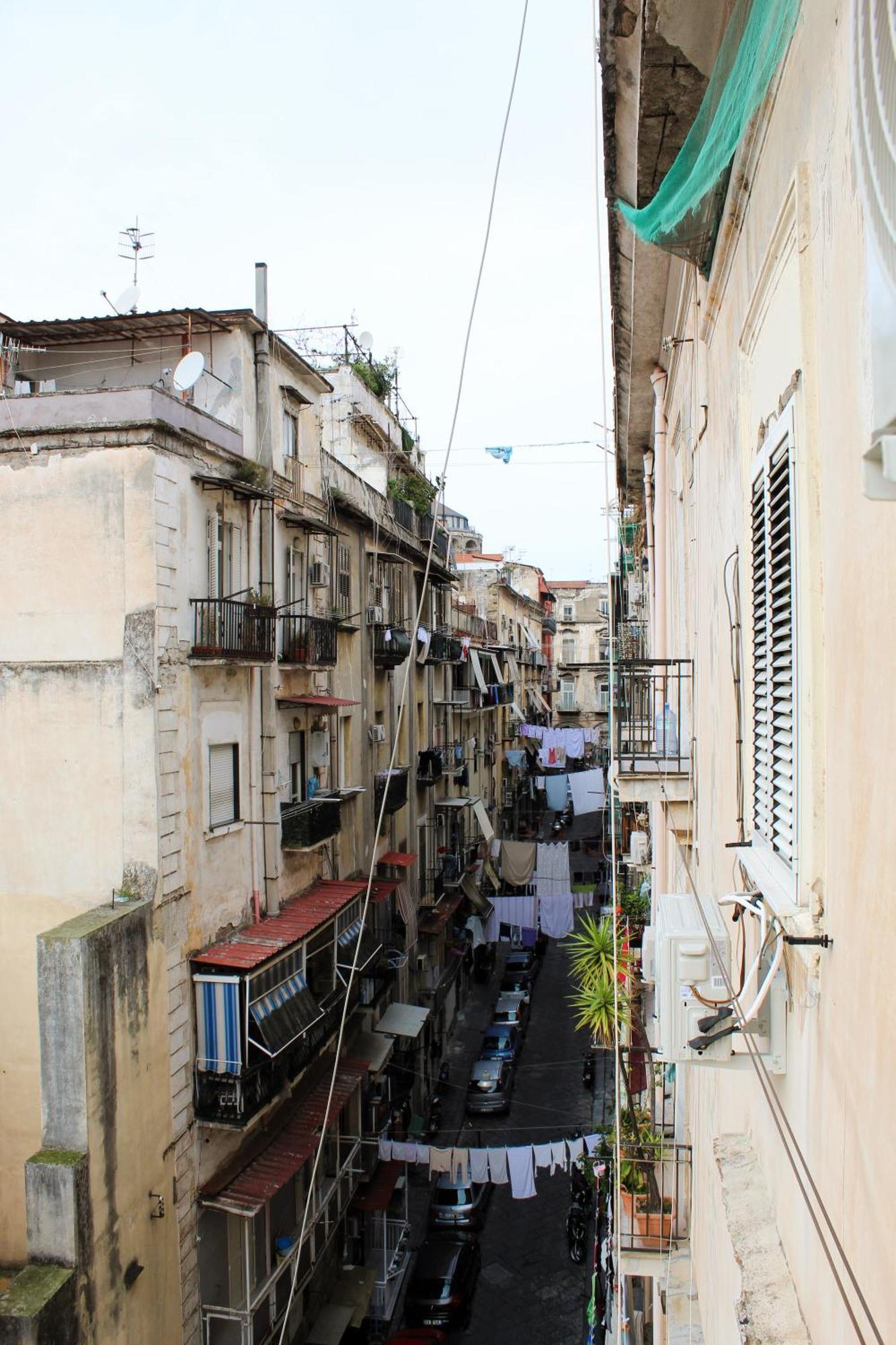 Blackwoody Contemporary Rooms - Napoli Centro Storico Esterno foto